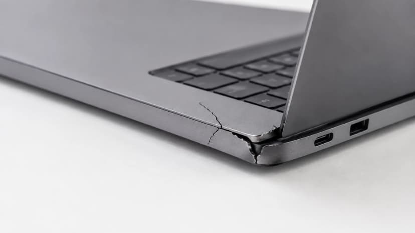 Cracked Casing & Corner Repair